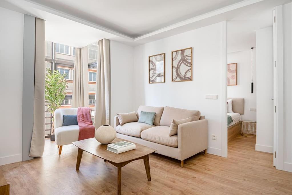 Gran Via VI Calle Jacometrezo 2Br 2Bh Apartment มาดริด ภายนอก รูปภาพ